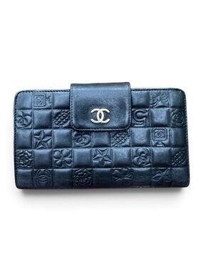 Chanel Lucky Charms Embossed Lambskin Long Wallet Black 8 Series 2003–2004